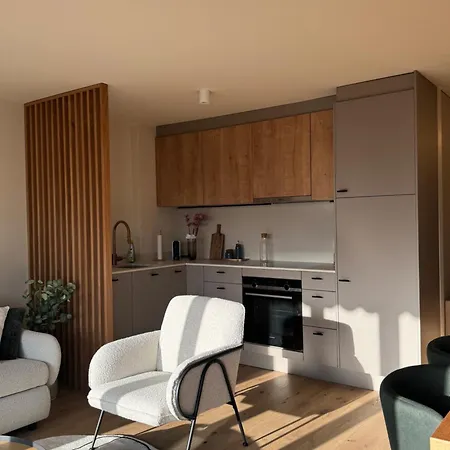 Apartament 23